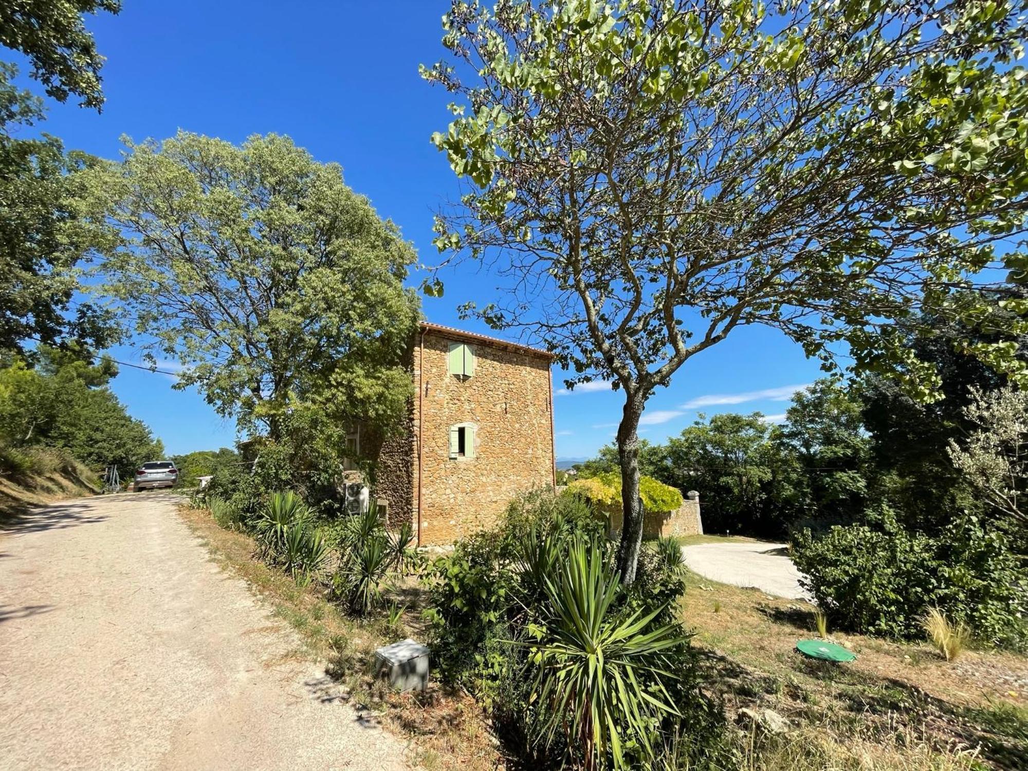 Les Yourtes De Provence Bed & Breakfast Saint-Paulet-de-Caisson Bagian luar foto